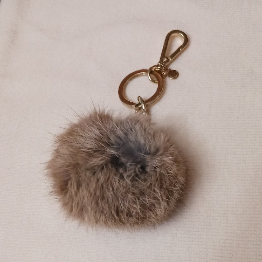 Elegant Brown Fur Keychain Accessory